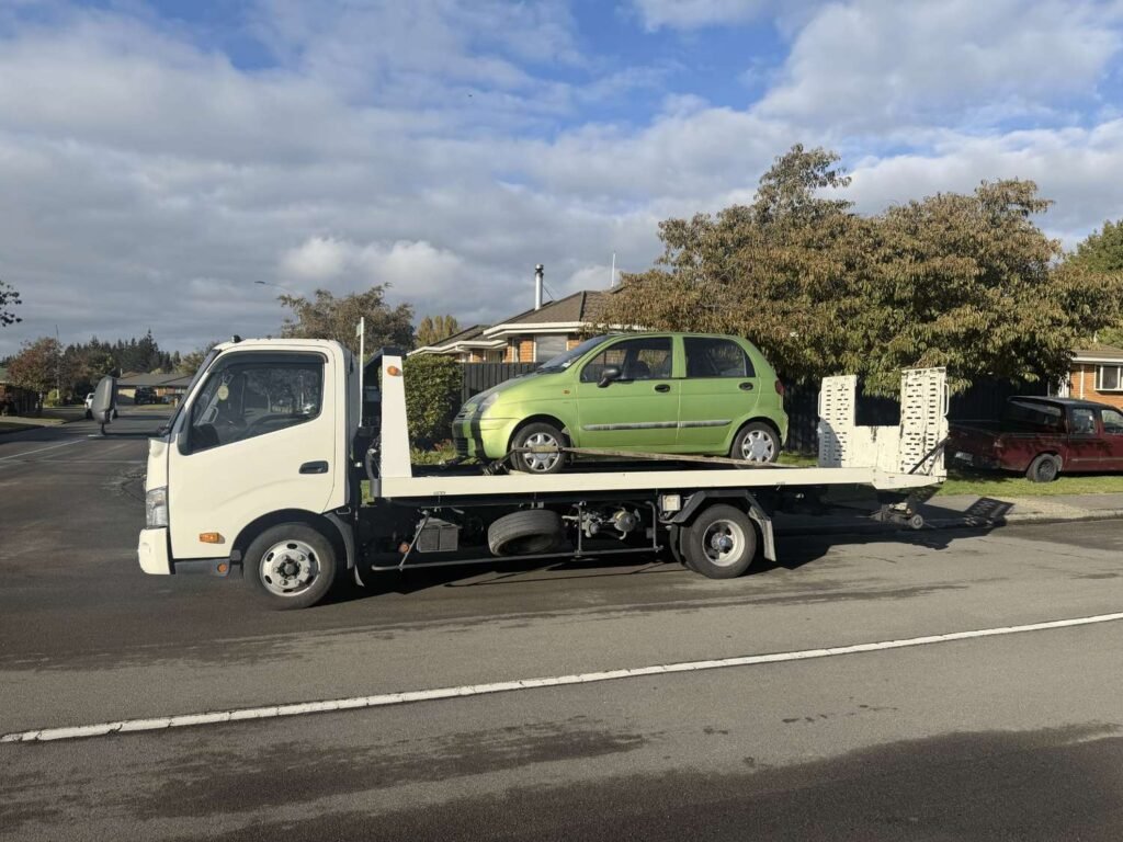 Canterbury car collection service - unwanted vehicle picked up from suburban street for cash